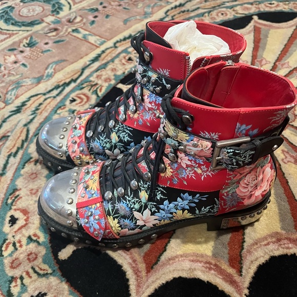 ALEXANDER MCQUEEN ジップ　デザイン スカート X3928 Alexander McQueen Larry Oversized Studded Sneakers Size:EU